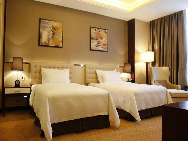 Vienna Hotel Shenzhen Exibition Center Buitenkant foto