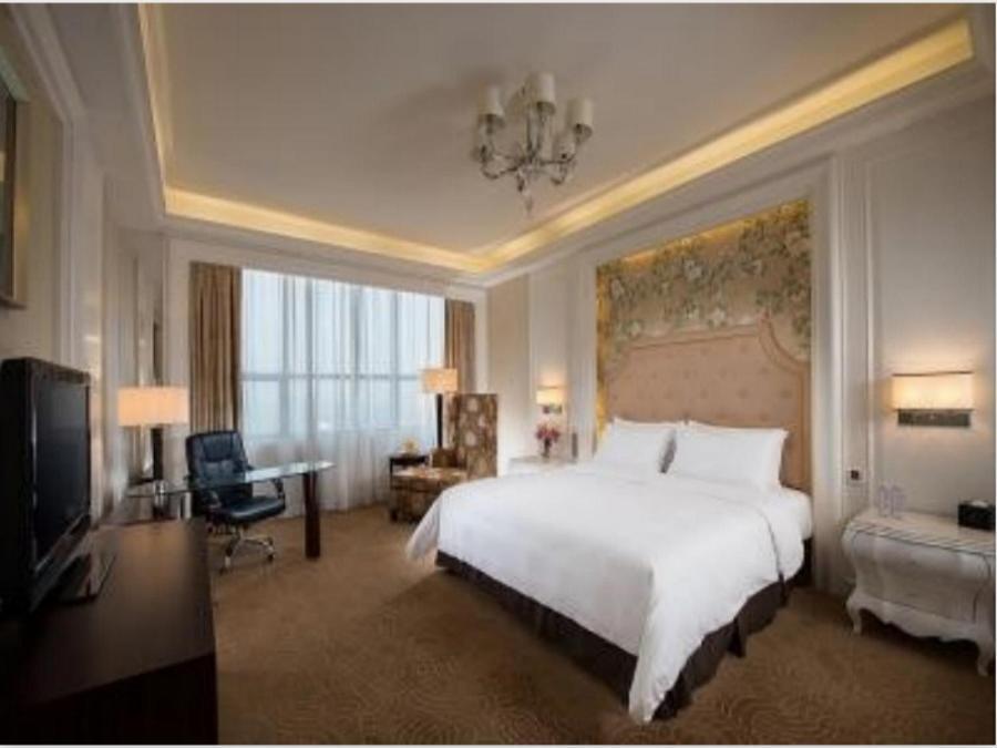 Vienna Hotel Shenzhen Exibition Center Buitenkant foto