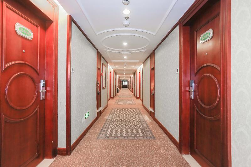 Vienna Hotel Shenzhen Exibition Center Buitenkant foto